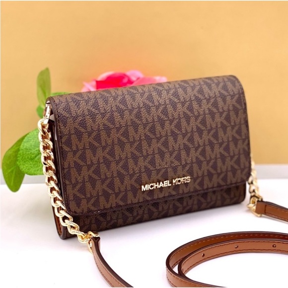 Michael Kors Phone Wallet on Chain Phone Crossbody - Picture 1 of 11